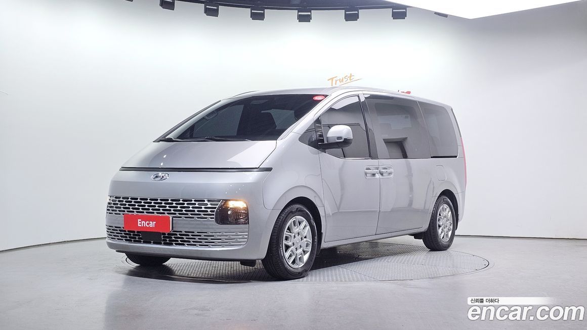 Hyundai Staria 2022