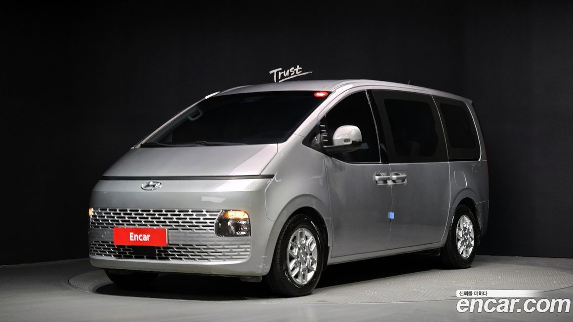Hyundai Staria 2022