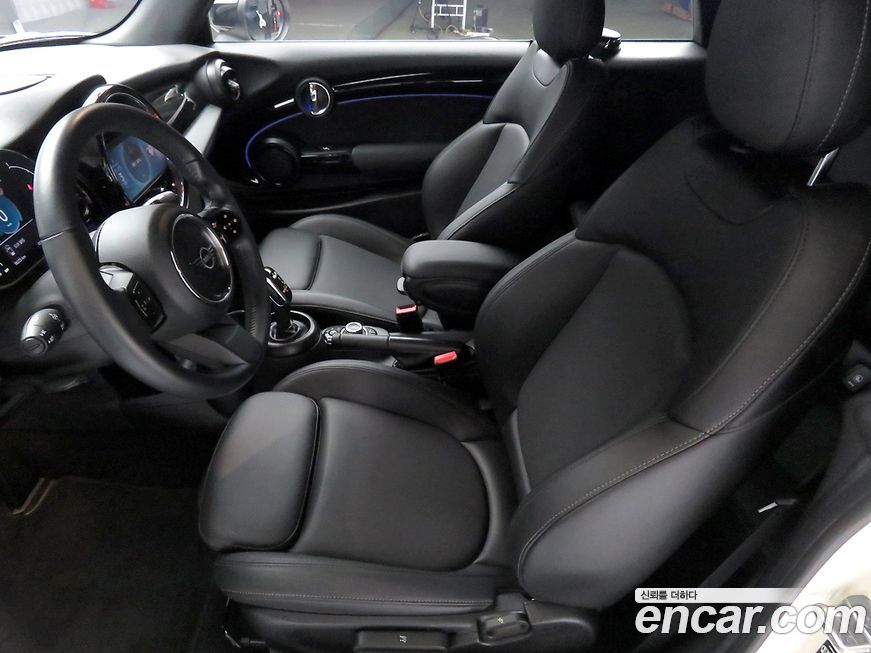 Mini Cooper Convertible 2022