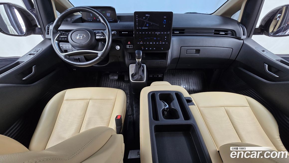 Hyundai Staria 2022