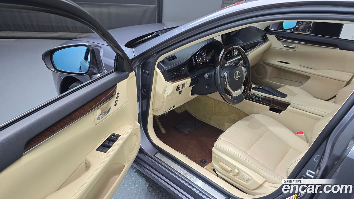 Lexus ES 2015