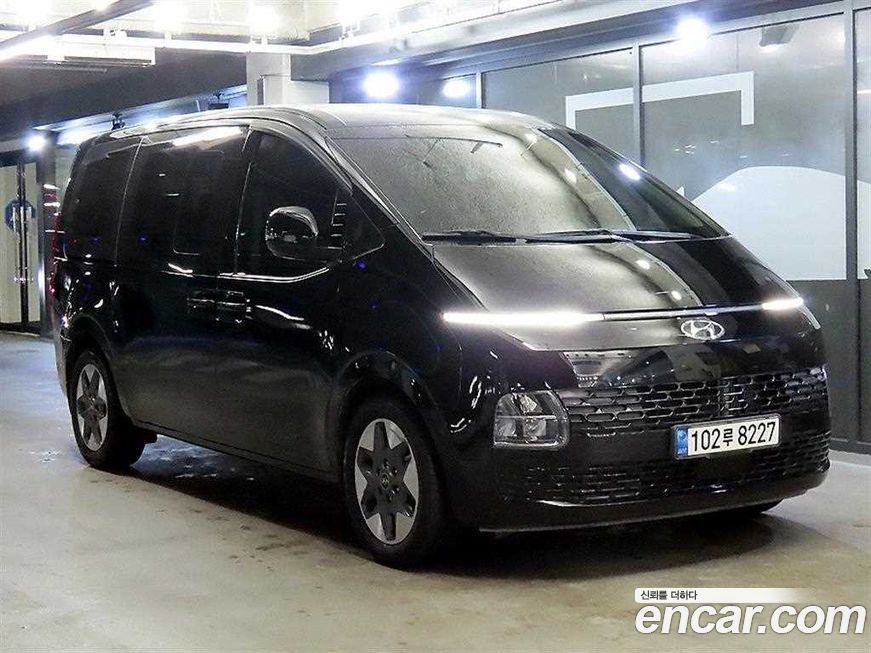 Hyundai Staria 2022