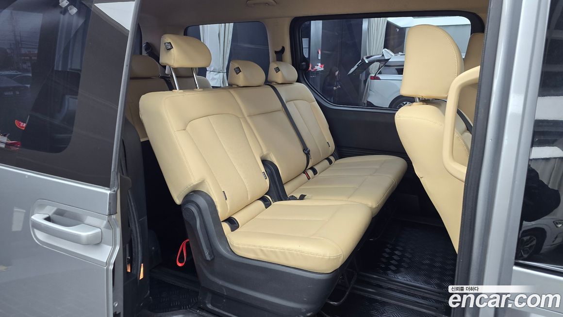 Hyundai Staria 2022