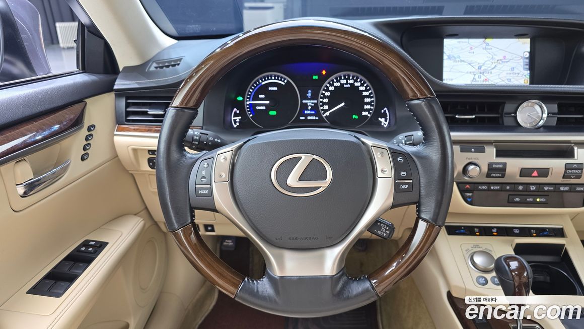 Lexus ES 2015