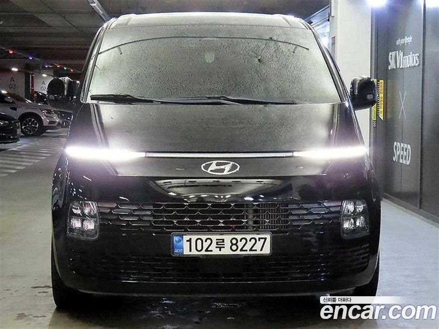 Hyundai Staria 2022