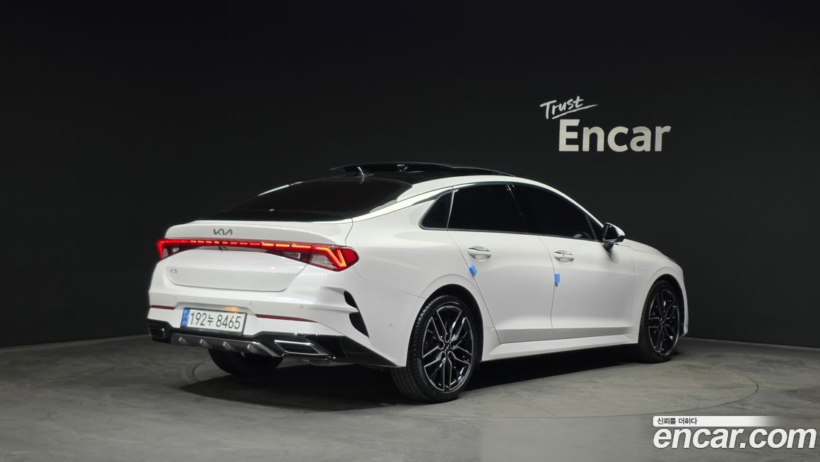 Kia K5 2023