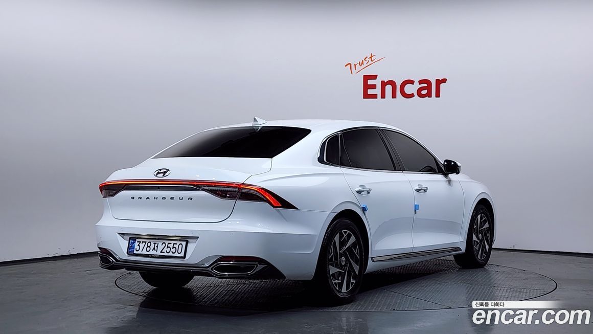 Hyundai Grandeur 2022