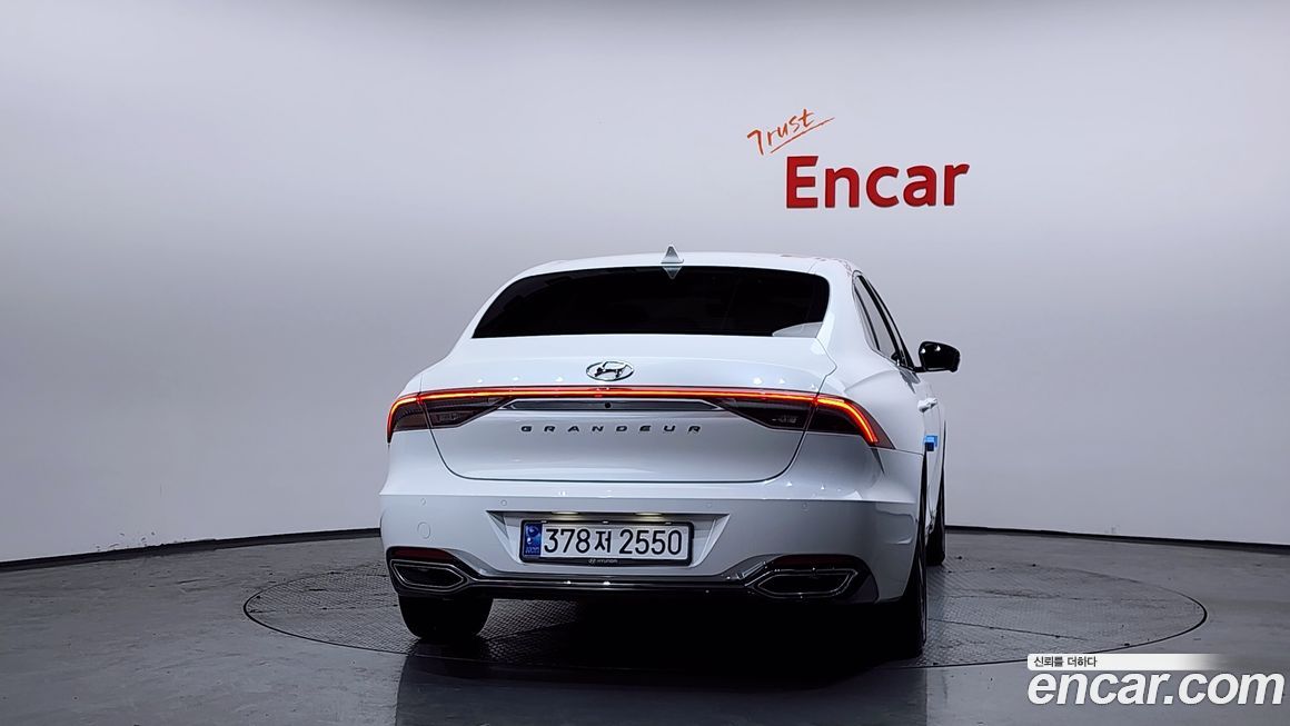 Hyundai Grandeur 2022