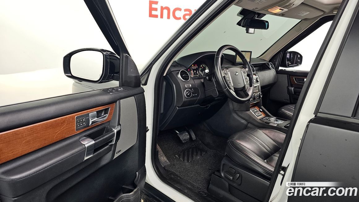 Land Rover Discovery 2016