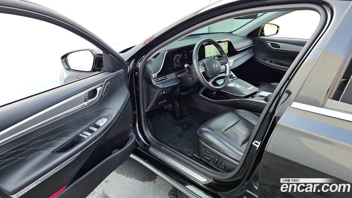 Hyundai Grandeur 2021