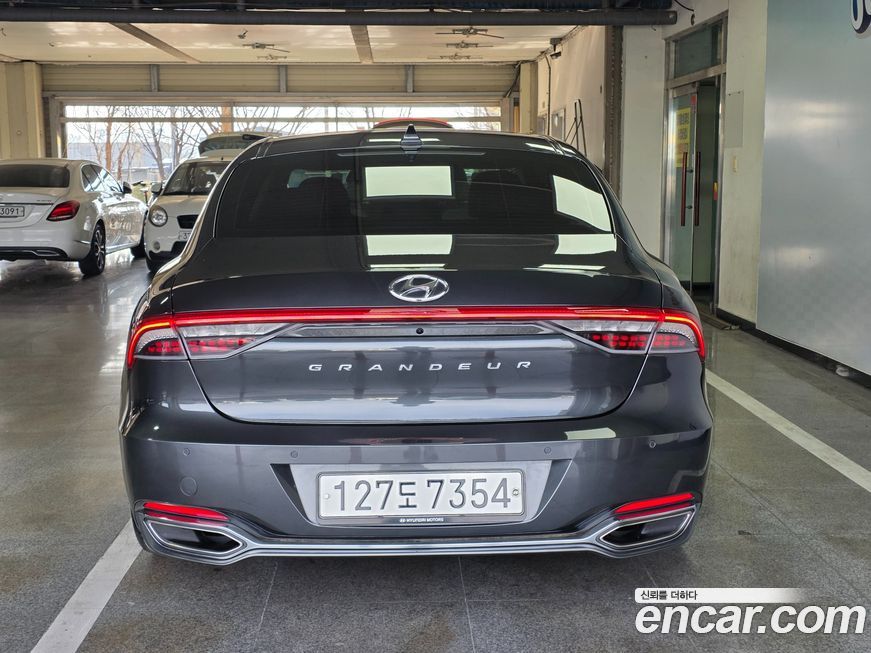 Hyundai Grandeur 2020