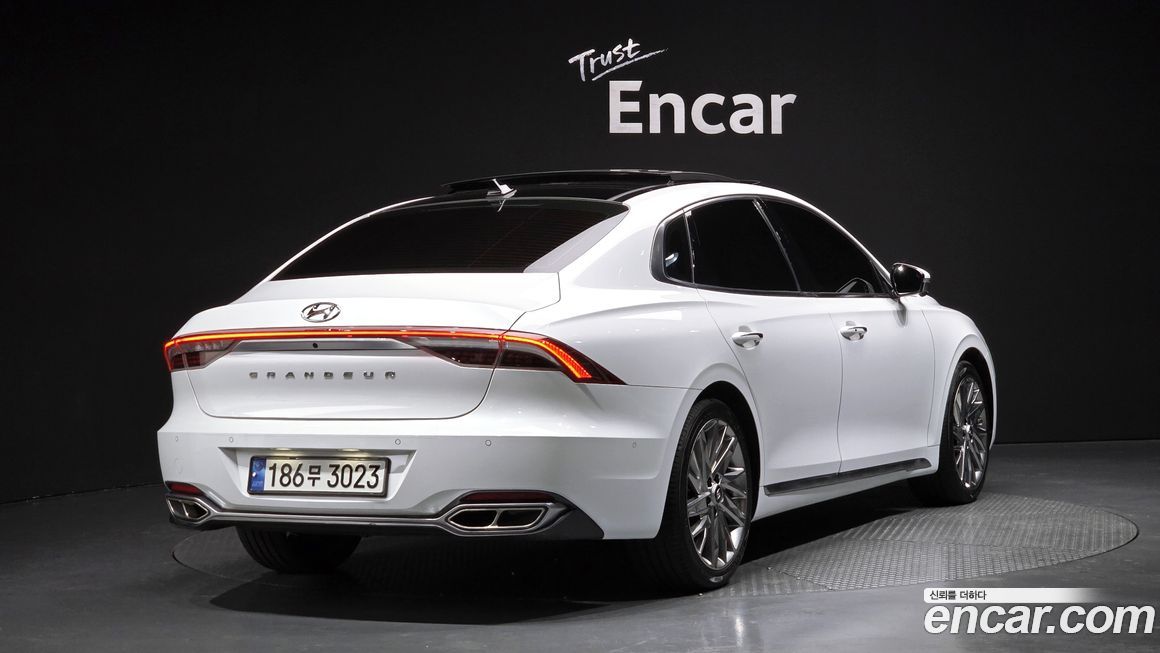 Hyundai Grandeur 2022