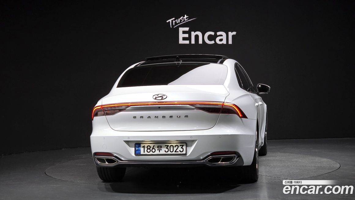 Hyundai Grandeur 2022