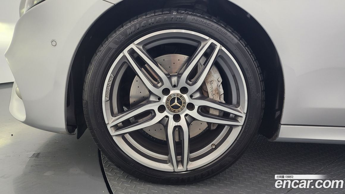 Mercedes-Benz E-Class 2020