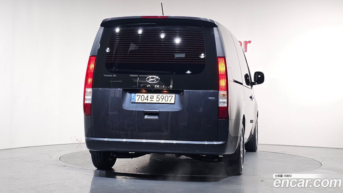 Hyundai Staria 2022
