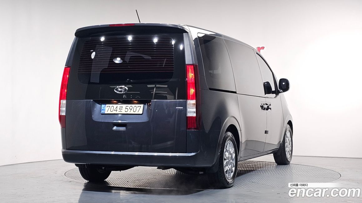Hyundai Staria 2022