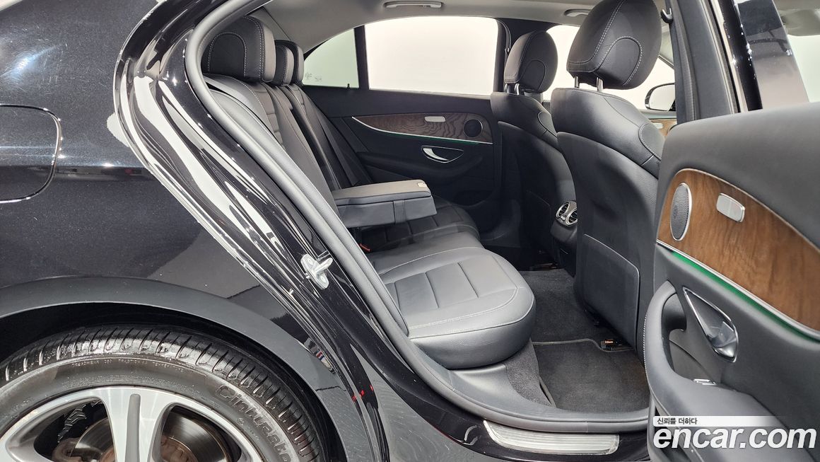 Mercedes-Benz E-Class 2018