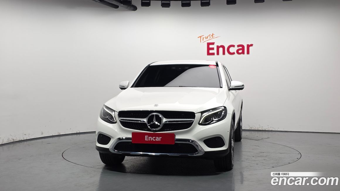 Mercedes-Benz GLC-Class 2019