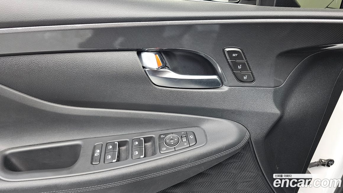 Hyundai Santafe 2023