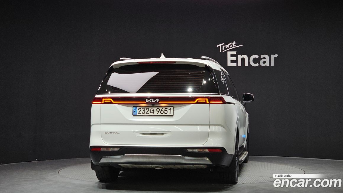 Kia Canival 2023