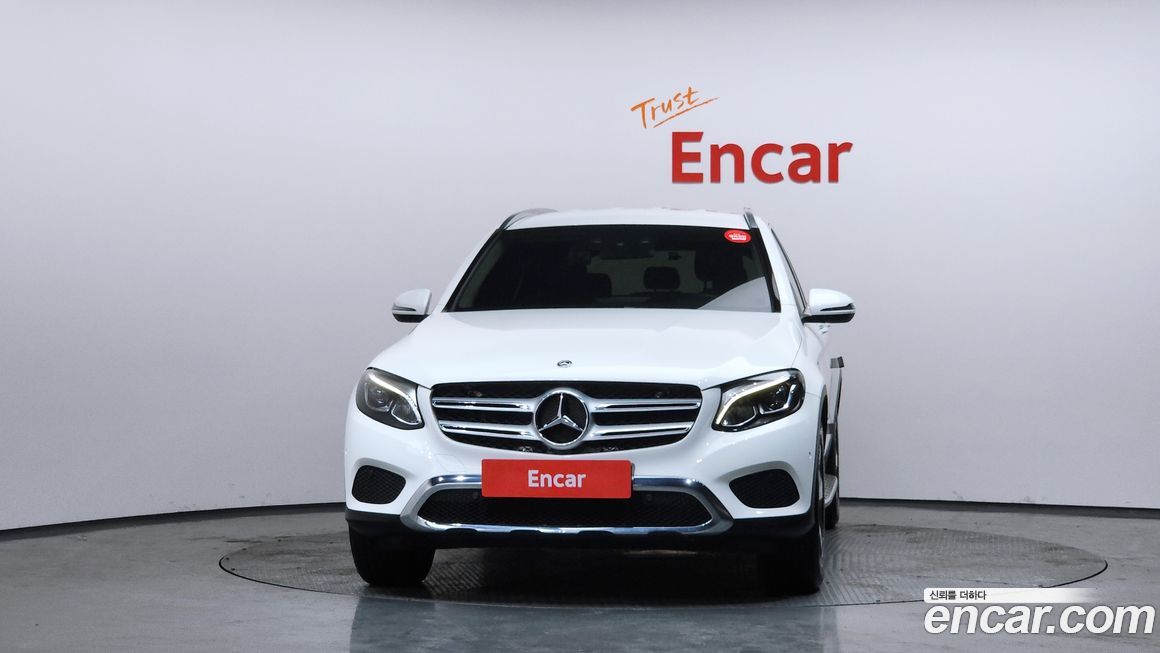 Mercedes-Benz GLC-Class 2019