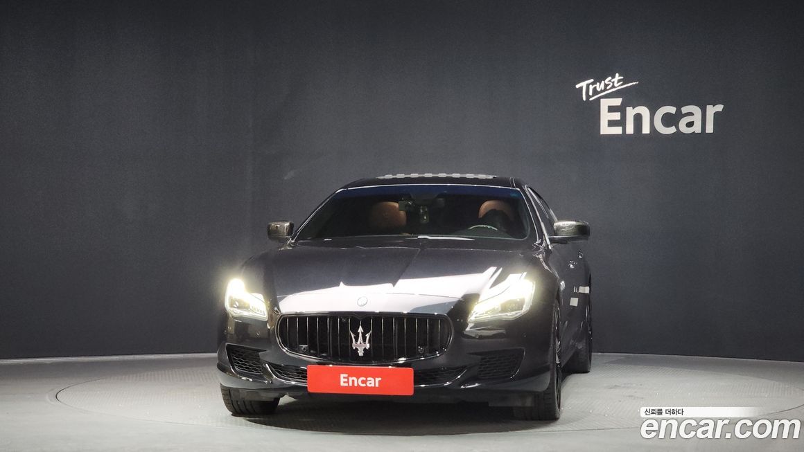 Maserati Quattroporte 2015