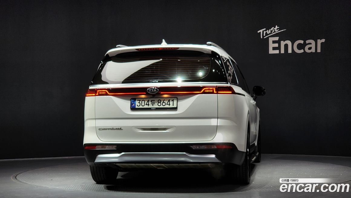 Kia Canival 2021