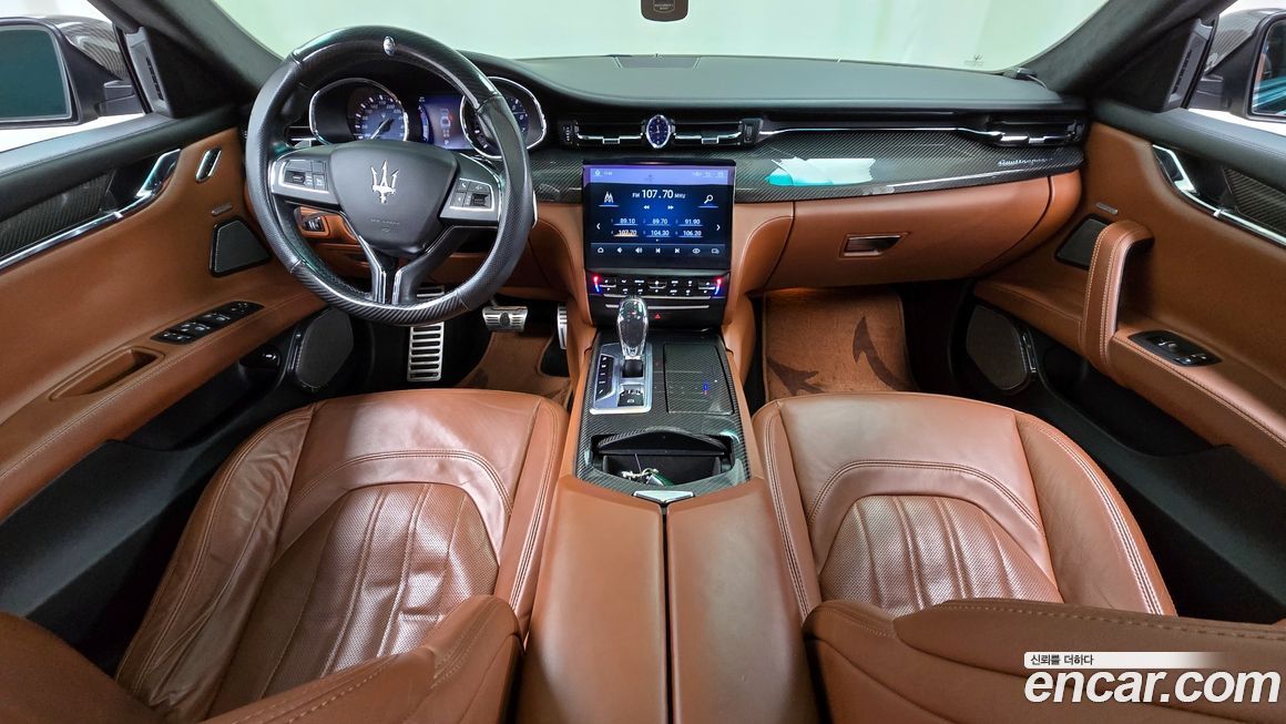 Maserati Quattroporte 2015