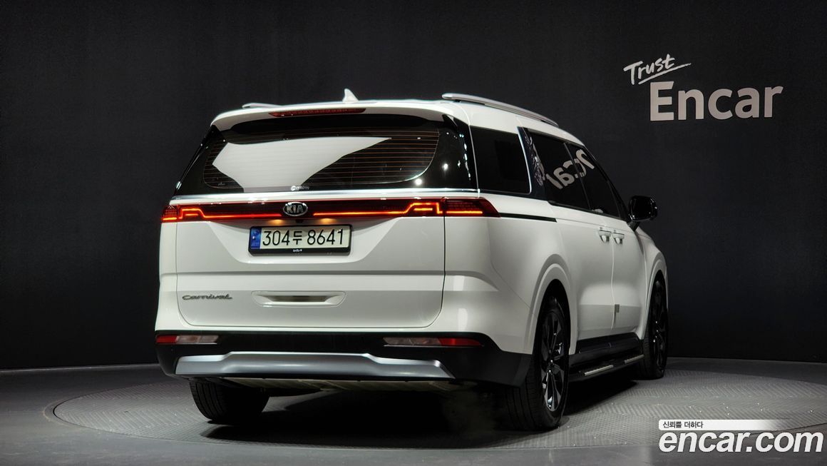 Kia Canival 2021