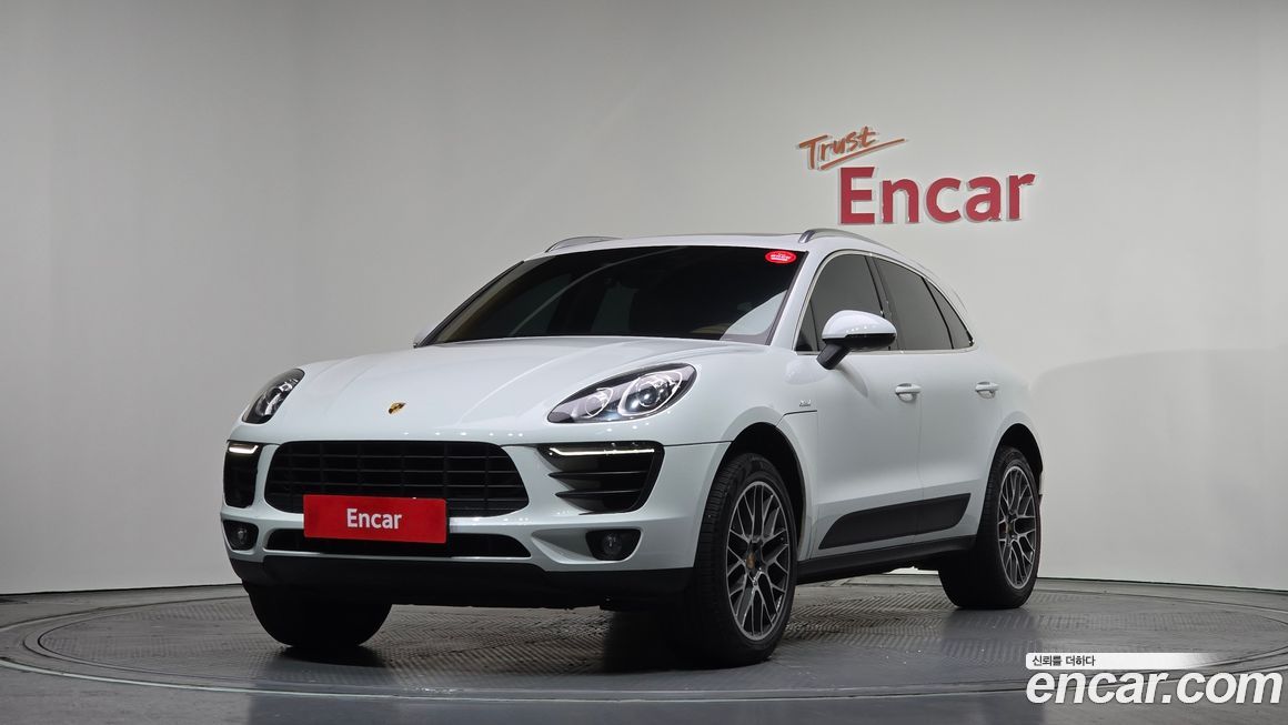 Porsche Macan 2015