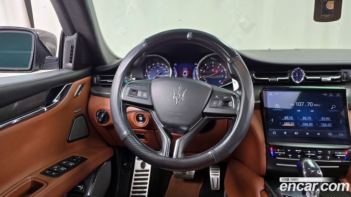 Maserati Quattroporte 2015
