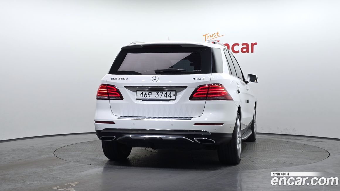 Mercedes-Benz GLE-Class 2018