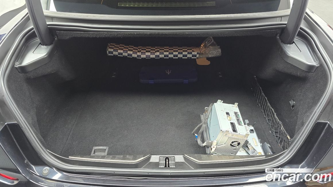 Maserati Quattroporte 2015