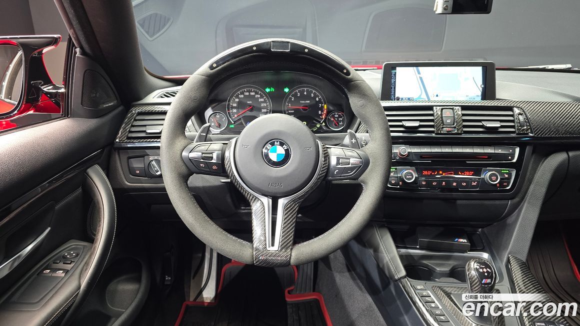 BMW M4 2015