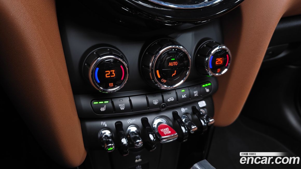 Mini Cooper Convertible 2024