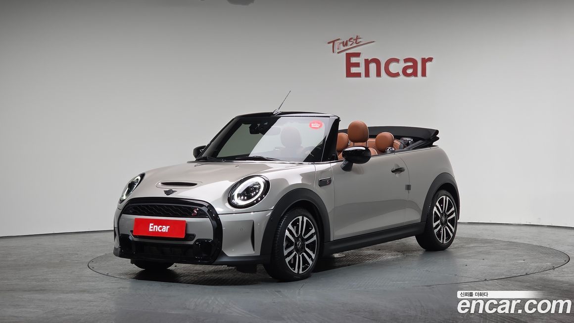 Mini Cooper Convertible 2024