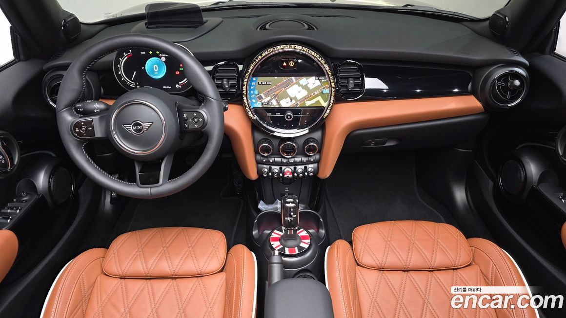 Mini Cooper Convertible 2024