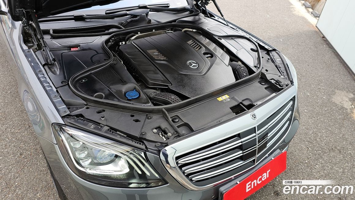 Mercedes-Benz S-Class 2018