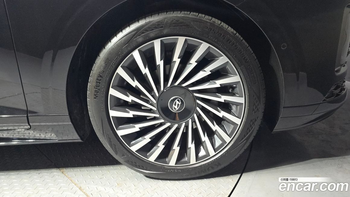 Hyundai Grandeur 2023