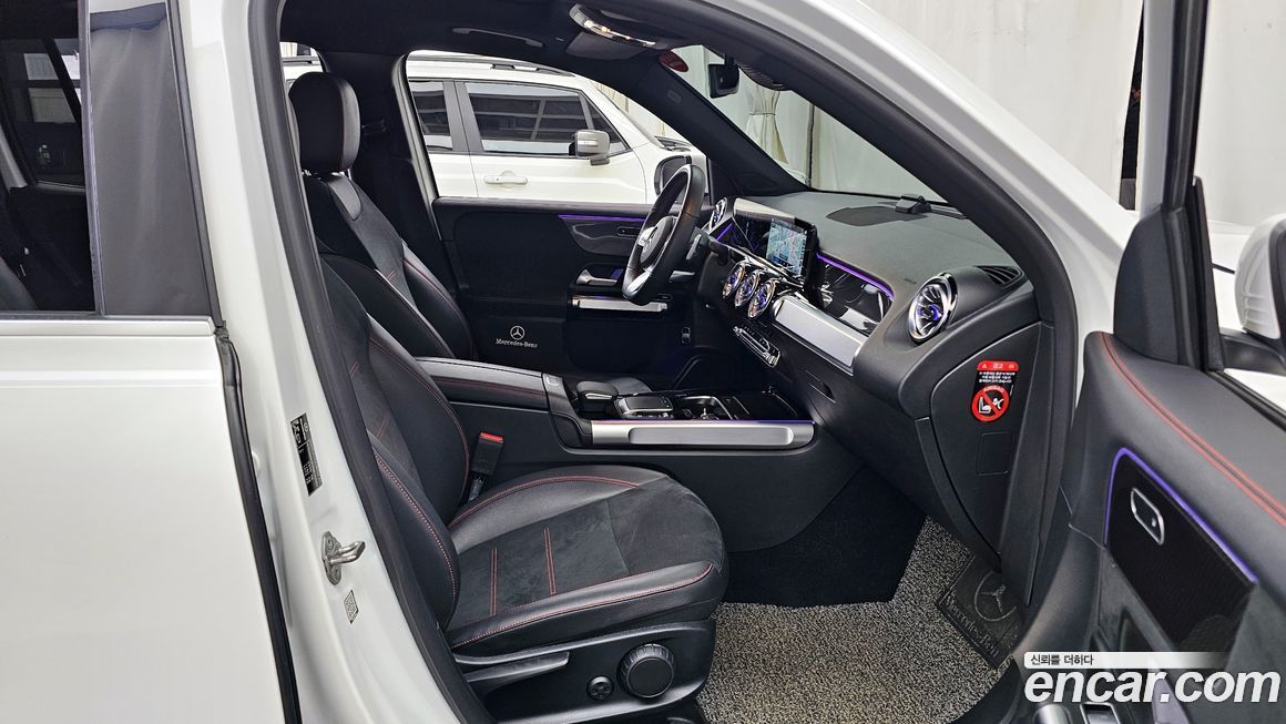 Mercedes-Benz GLB-Class 2022