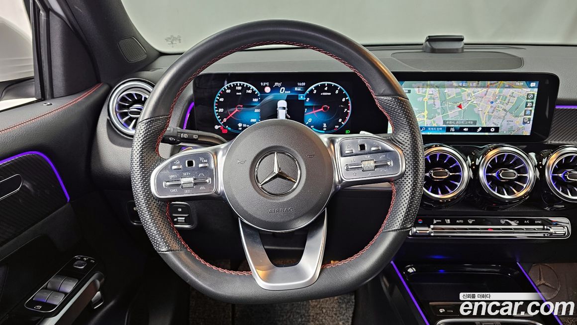 Mercedes-Benz GLB-Class 2022