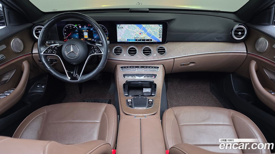 Mercedes-Benz E-Class 2021