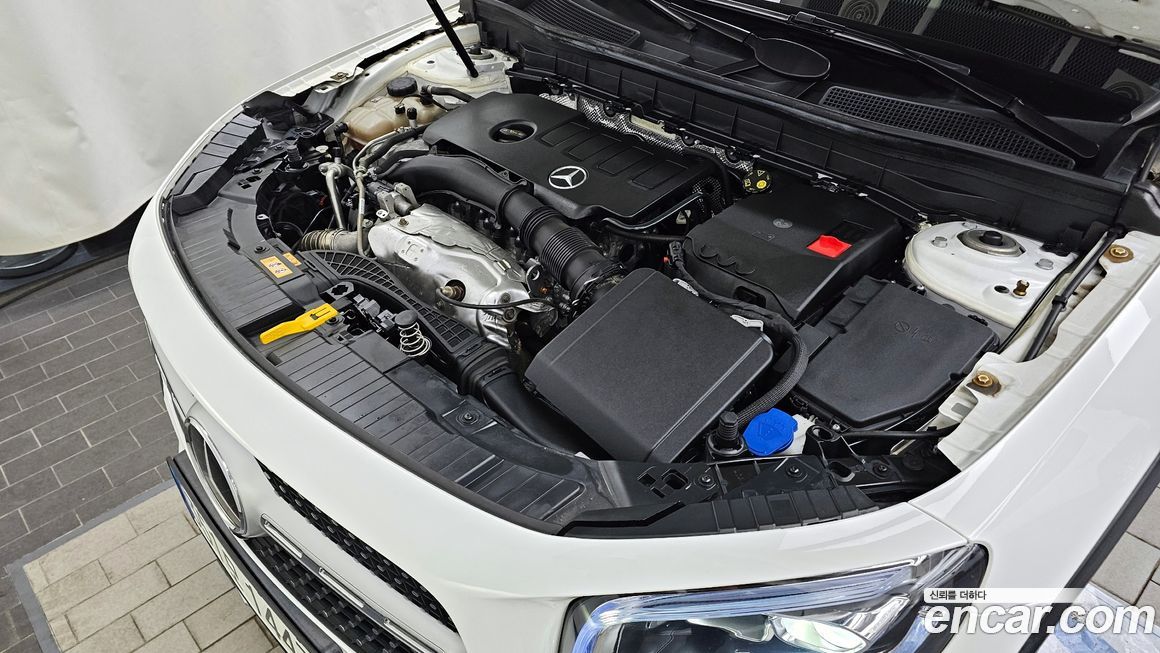 Mercedes-Benz GLB-Class 2022