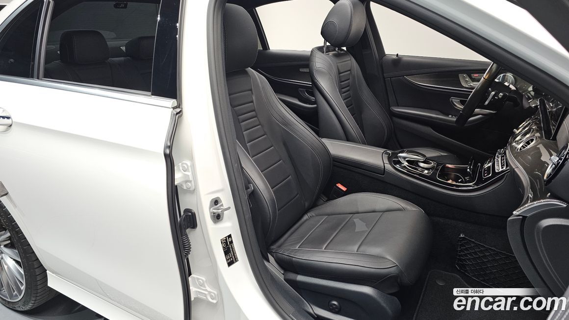 Mercedes-Benz E-Class 2020