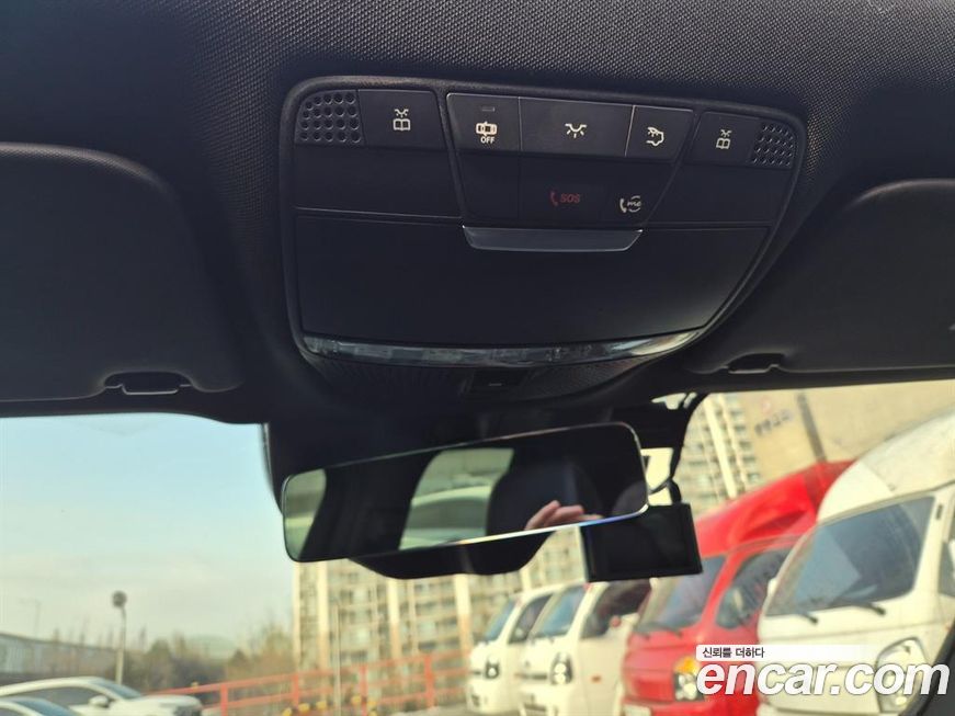 Mercedes-Benz GLC-Class 2021