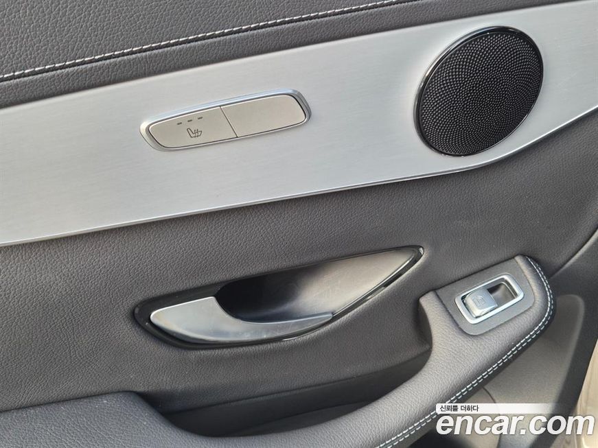 Mercedes-Benz GLC-Class 2021