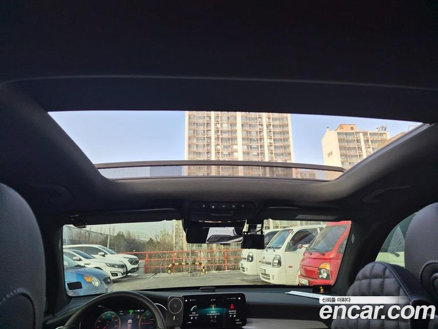 Mercedes-Benz GLC-Class 2021