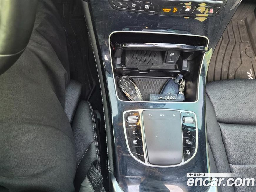 Mercedes-Benz GLC-Class 2021