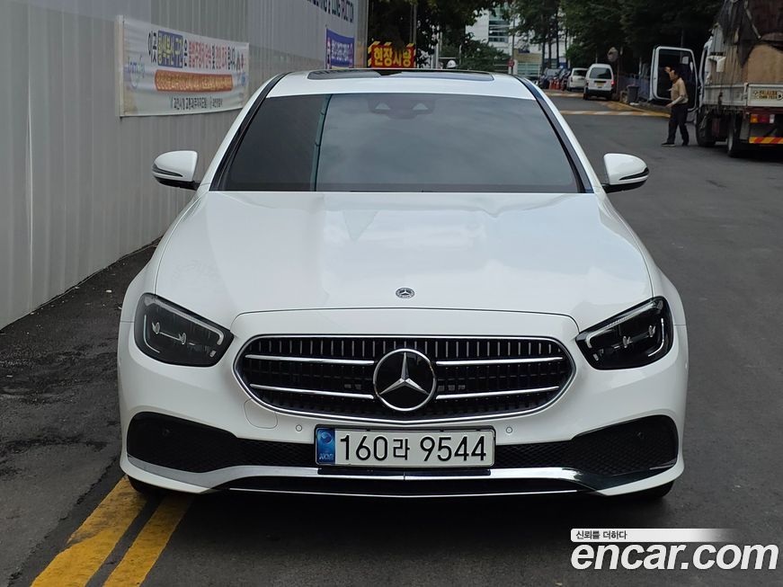 Mercedes-Benz E-Class 2021