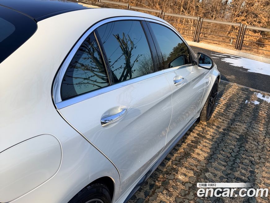 Mercedes-Benz C-Class 2017